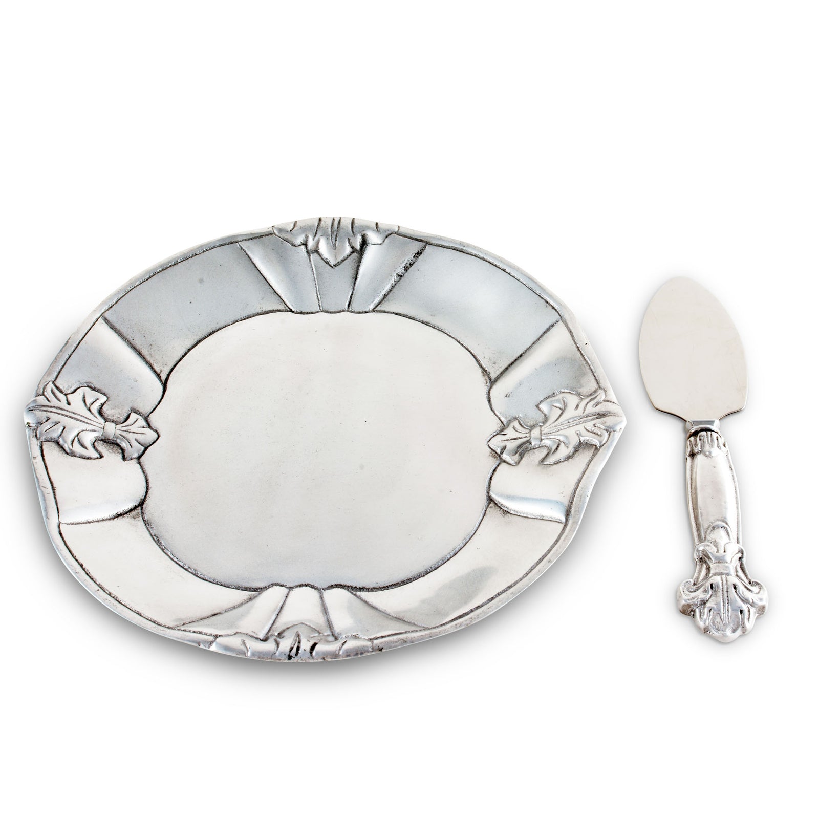 Arthur Court Fleur-De-Lis Plate with Server Product Image