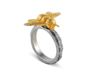 Gold Bee Napkin Ring